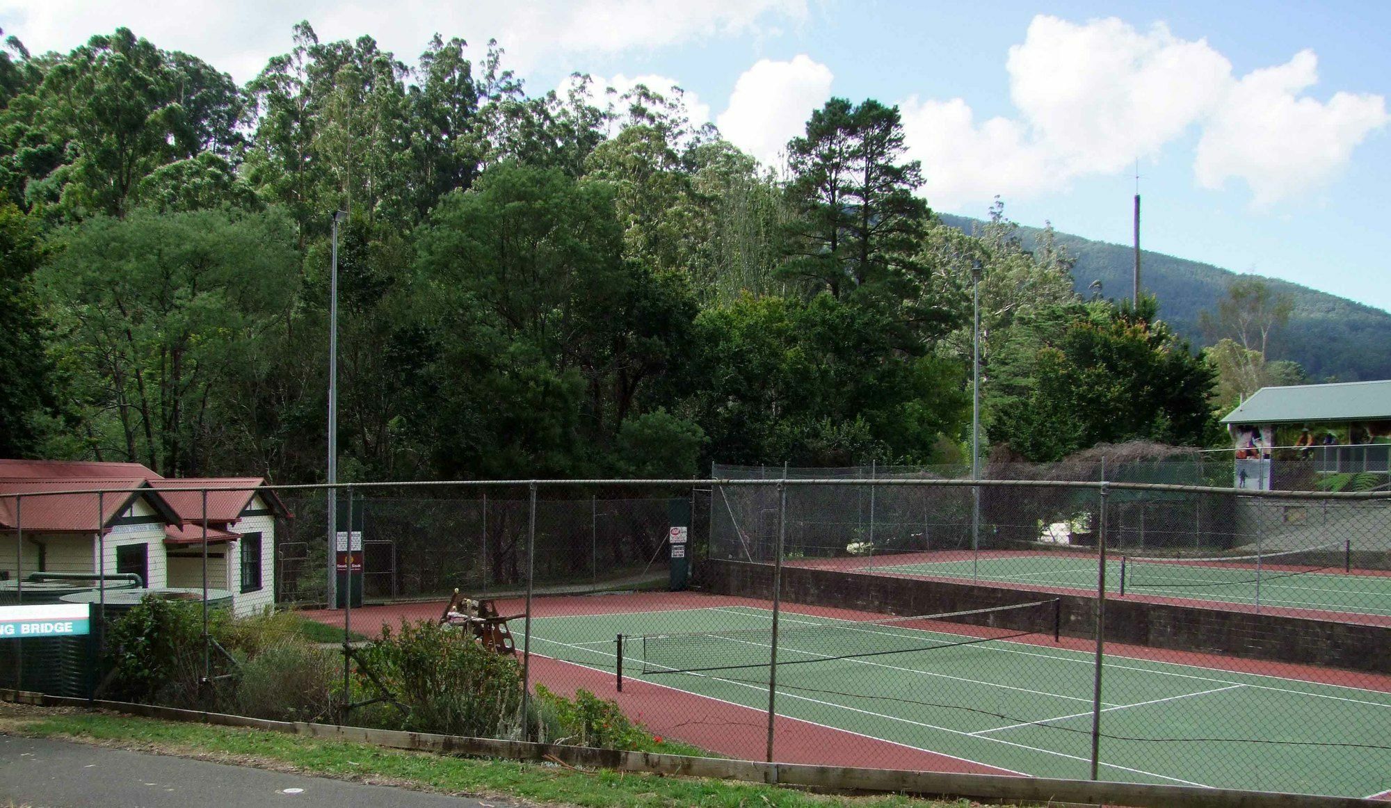 Charnwood Cottages In וורברטון מראה חיצוני תמונה
